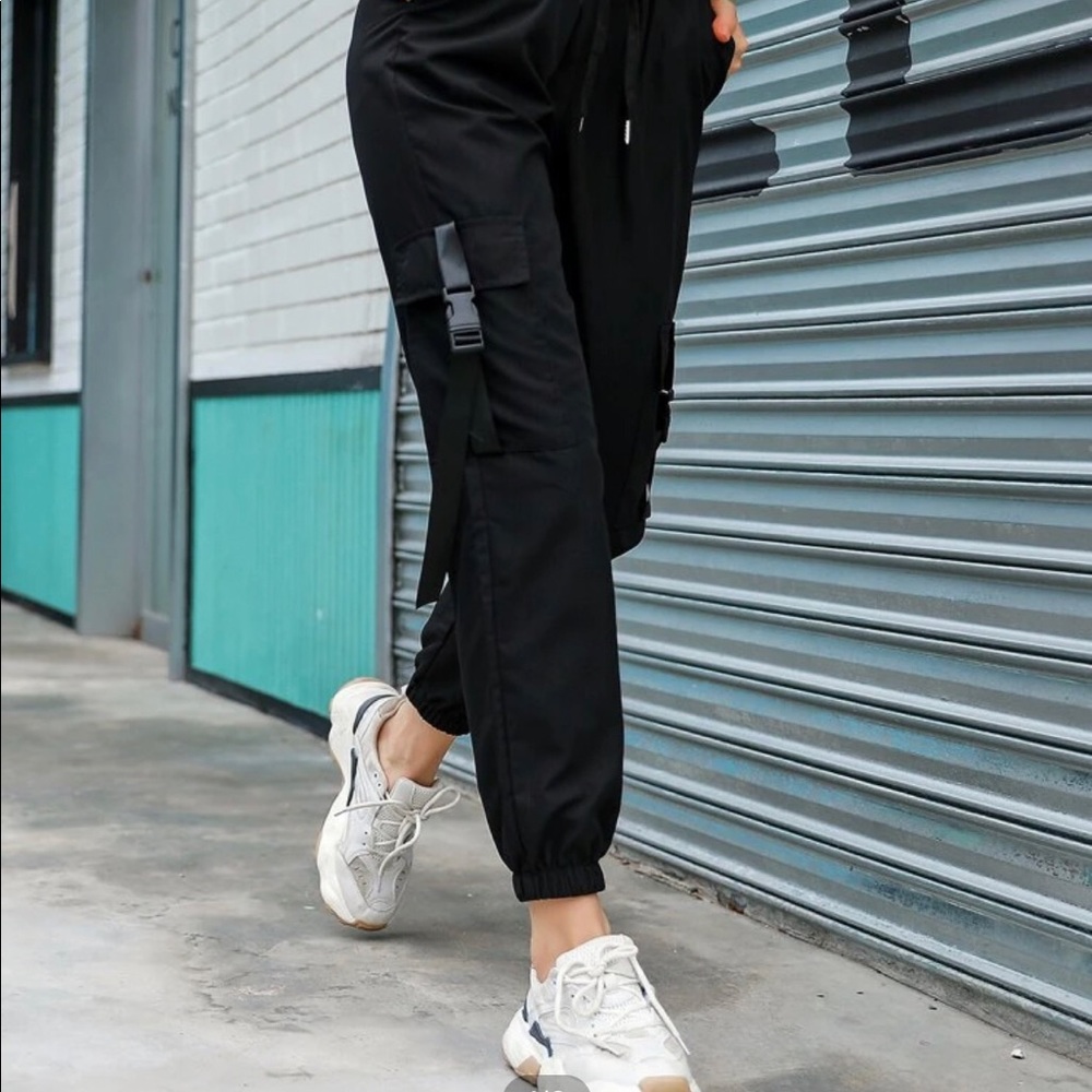 Black cargo like pants